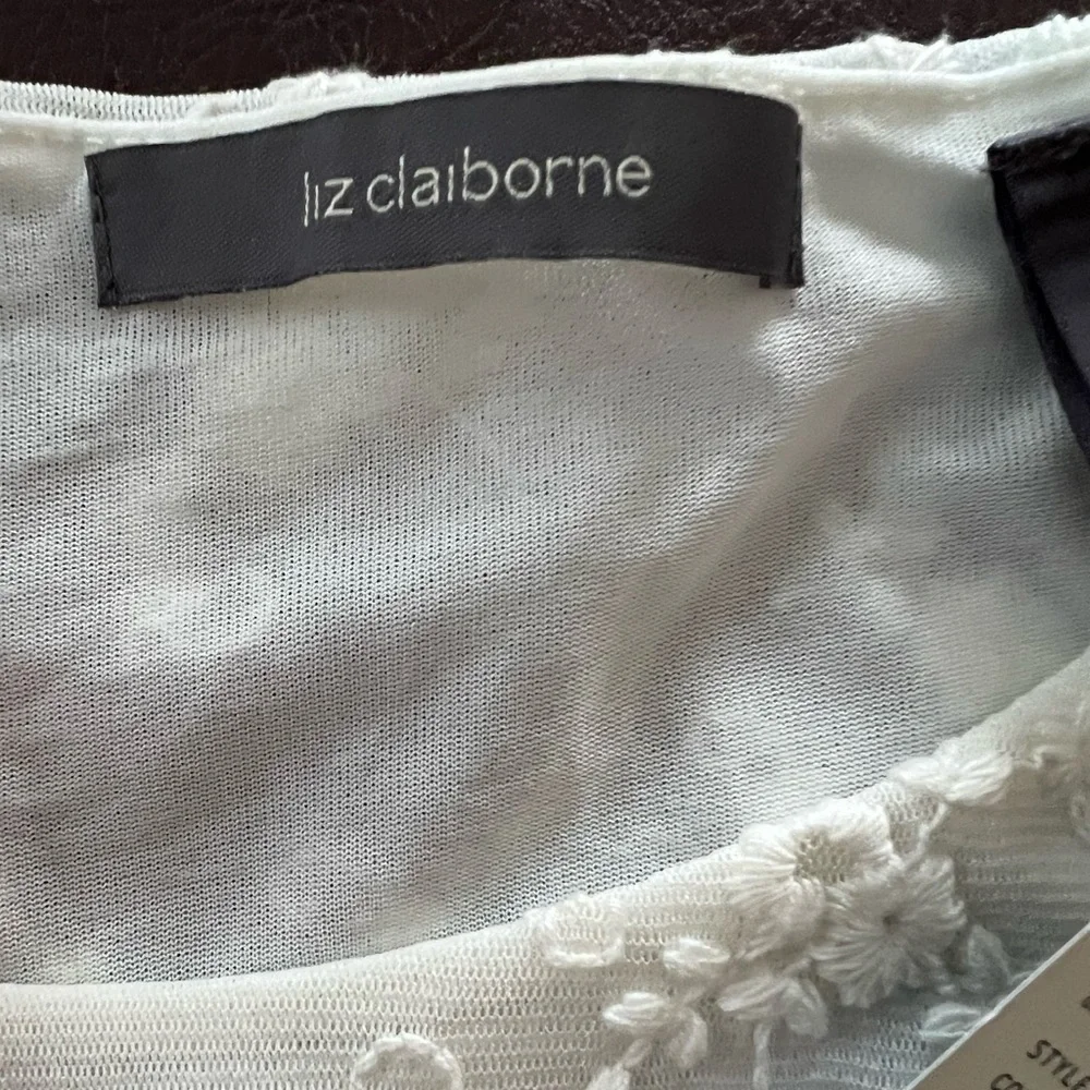 Liz Claiborne XL White Lace Embroidery Semi Sheer Long Sleeve Coquette Top NWT - Picture 15 of 15